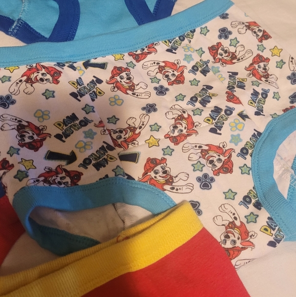 5 pack of Paw Patrol training pants - Picture 7 of 7